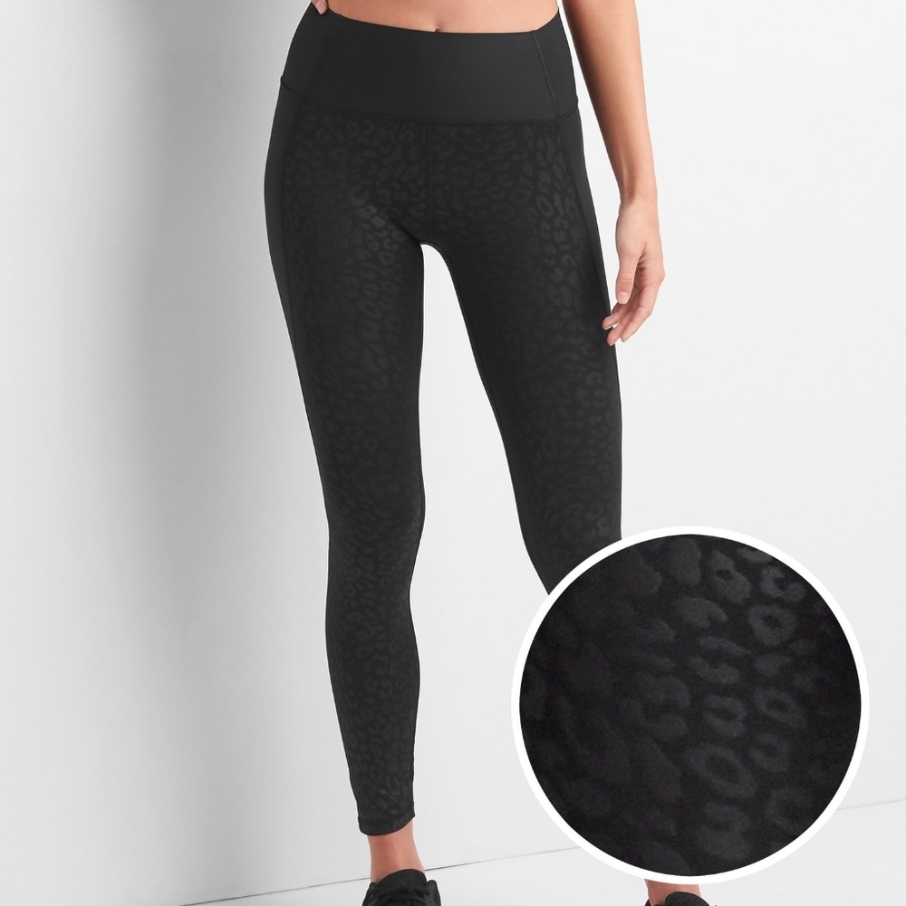 Gap gfast high waisted workout leggings